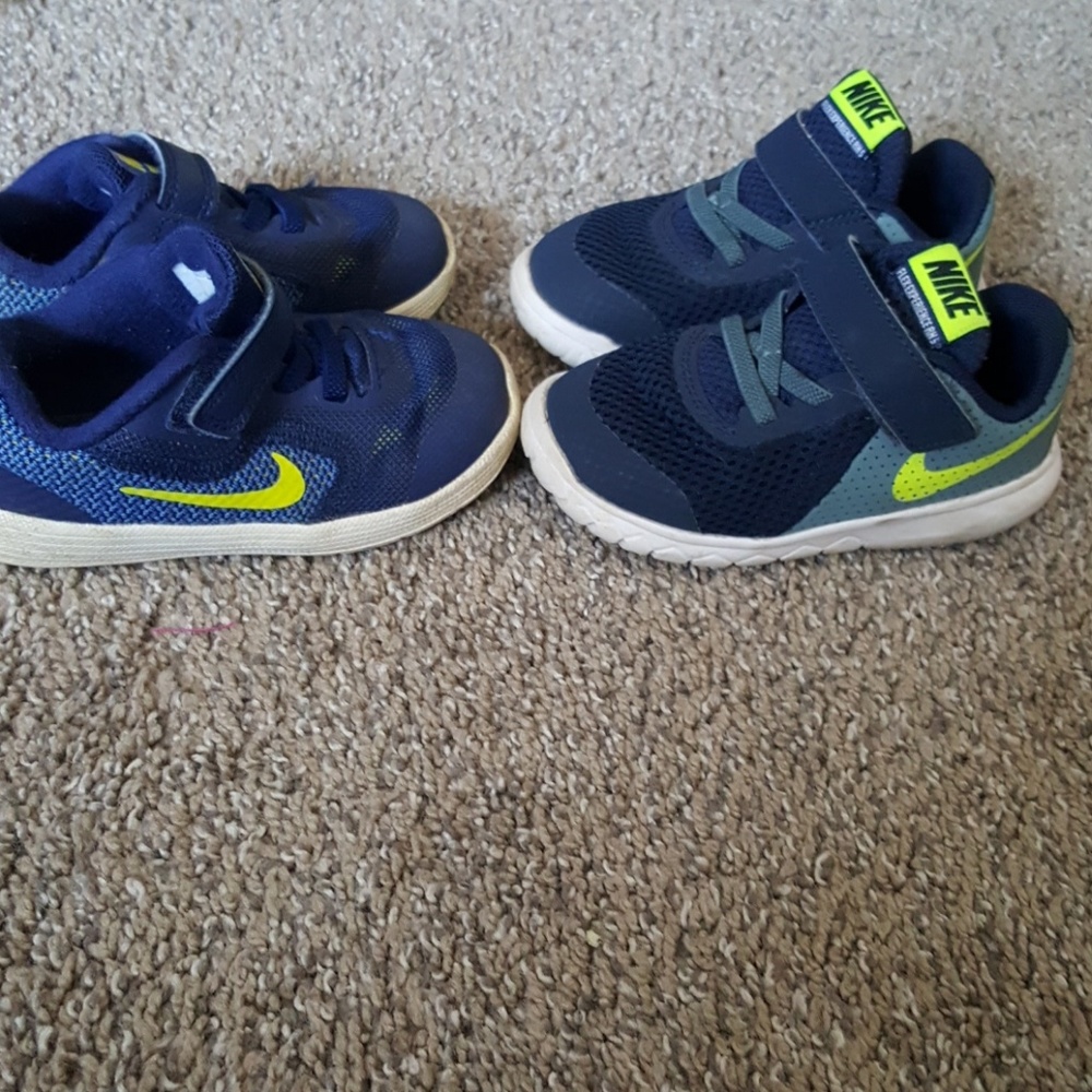 Bundle of 2 Nike Shoes. Size 7C